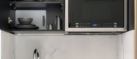 Machine à expresso, bouilloire électrique