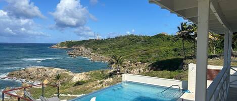 Outdoor pool, an infinity pool