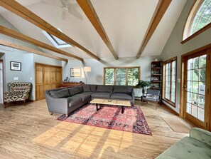 Smart TV, fireplace, video games, DVD player