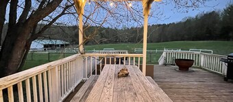 Country Farmhouse with Hot tub, swimming pool & pond on 18 acres