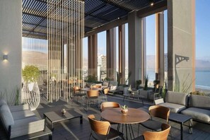 Outdoor dining - NH Iquique Pacifico (Iquique)