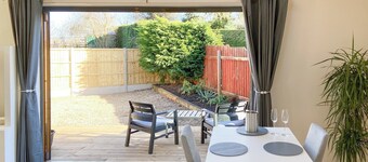 Woodside Retreat, Number 37