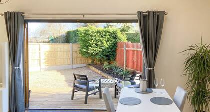 Woodside Retreat, Number 37