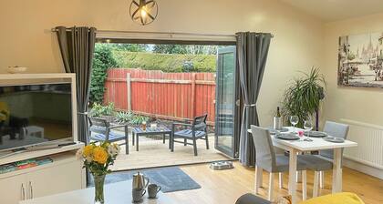 Woodside Retreat, Number 37