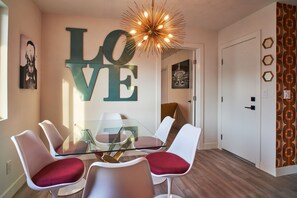 Dining - "The White Rabbit" Palm Springs--60's Inspired Pad (Palm Springs)