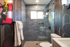 Shower, hair dryer, towels, soap - "The White Rabbit" Palm Springs--60's Inspired Pad (Palm Springs)