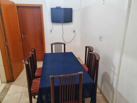 Basic Apartment | Living area