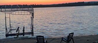 Charming up north cottage on all sports Peach Lake!