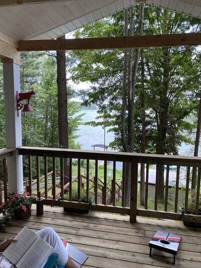 Charming up north cottage on all sports Peach Lake!