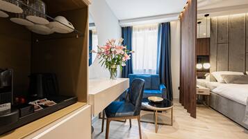 1 bedroom, in-room safe, desk, laptop workspace