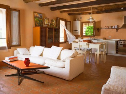 Laura's House