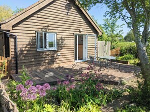 Terrace/patio - 1 bedroom accommodation in Diss (Diss)