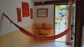 Traditional House, 1 Bedroom | Living area