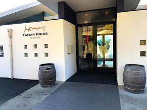 Exterior detail - Cloud Nine Apartment @ Tamar Ridge (Grindelwald)