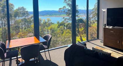 Cloud Nine Apartment @ Tamar Ridge