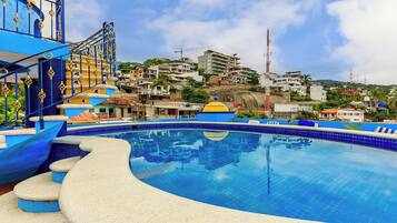 Alberca al aire libre