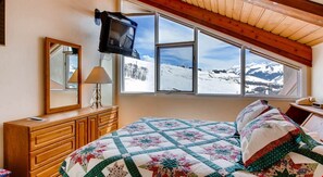 1 多间卧室、熨斗/熨衣板、免费 WiFi、床单