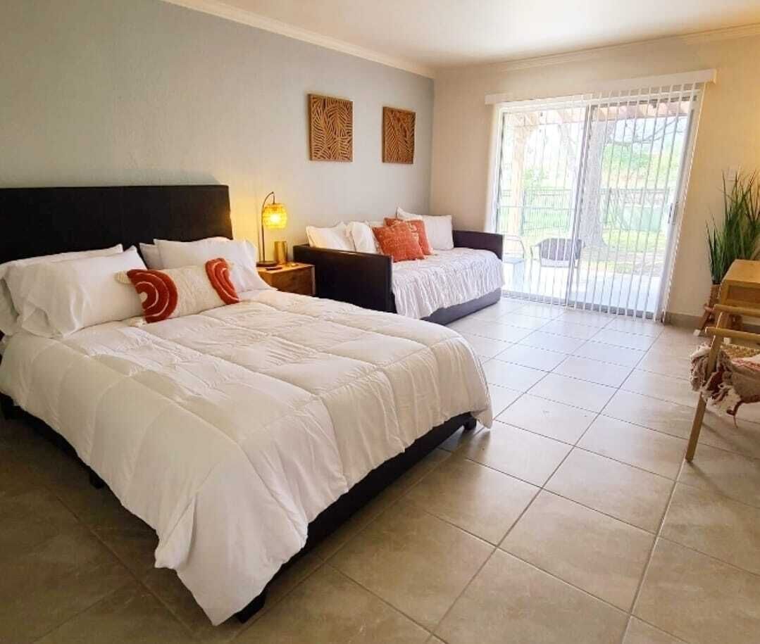 3 多间卧室、办公桌、熨斗/熨衣板、免费 WiFi