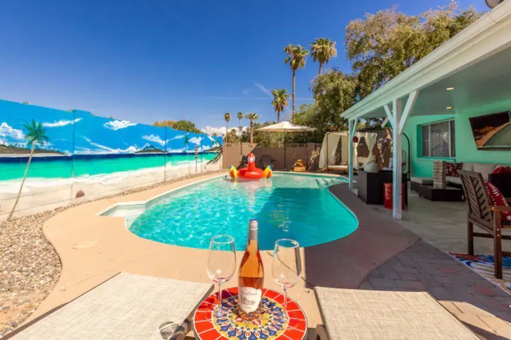 Outdoor pool, a heated pool