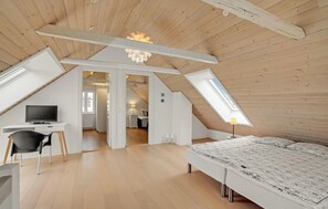 4 bedrooms, free WiFi