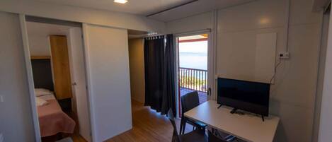 3 多间卧室、上网接入