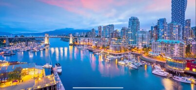 Rare Entire Penthouse Floor w/ 3 Separate Suites w/ Jacuzzi | Views | Decks