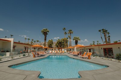 Mojave Resort - Adults Only