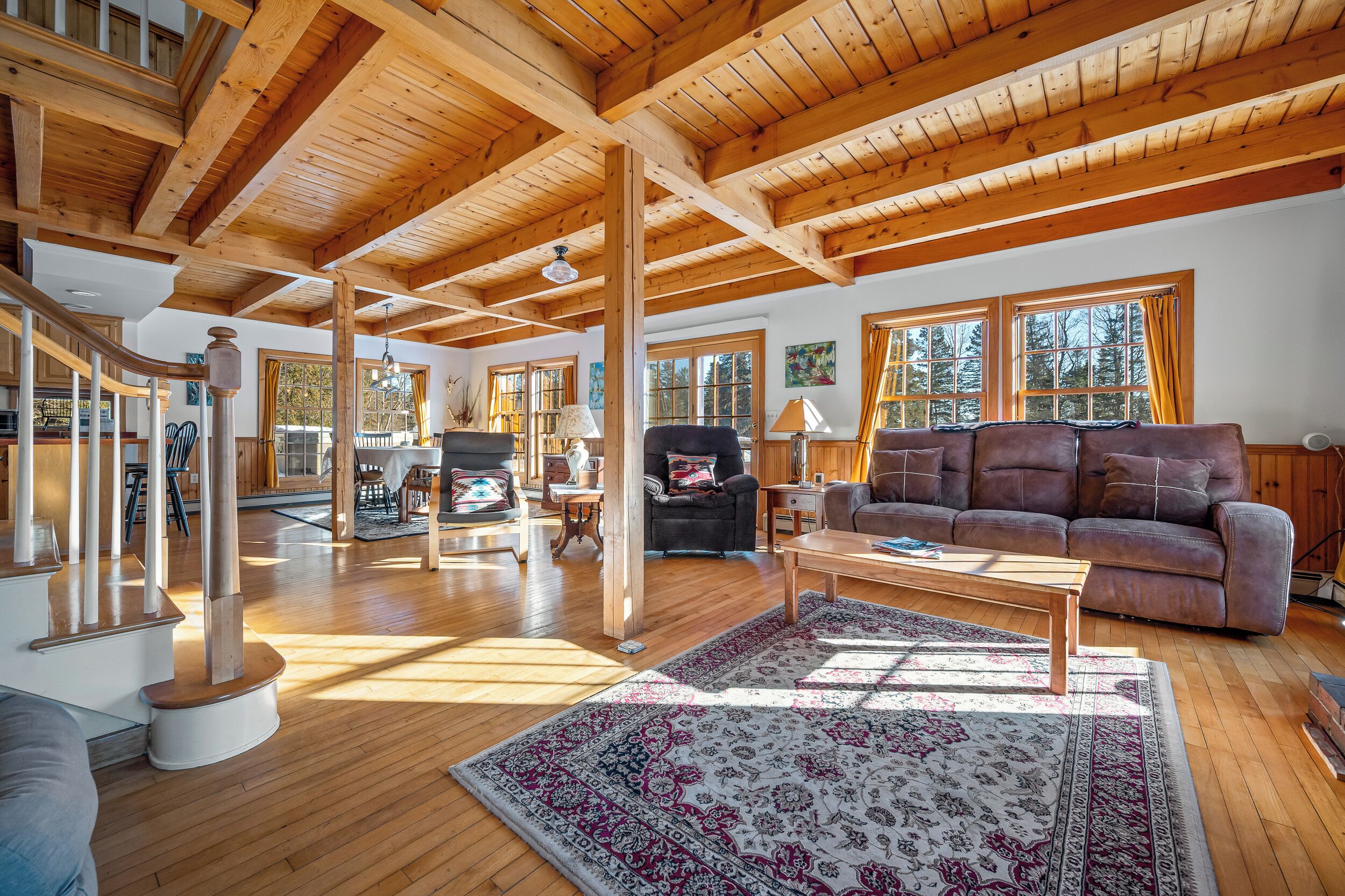 TV, fireplace, stereo