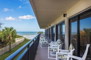 Terrace/patio - Seasisde Escape at Ocean House 205 (St. Augustine)