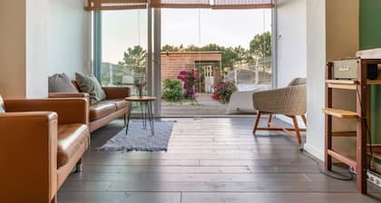 Garden Apartment |Beach House Clerigo by Lisbeyond