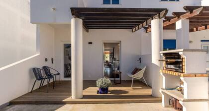 Rooftop Terrace Apartment | Beach House Clerigo