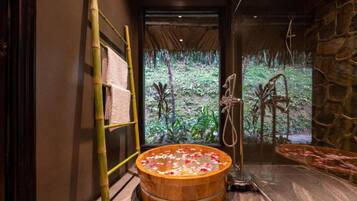 Premium Suite, 1 Double Bed | Bathroom