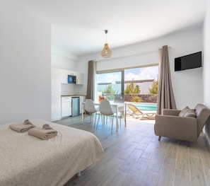 1 chambre, fer et planche Ă repasser, Wi-Fi gratuit, draps fournis