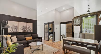 A Cleveland Modern and Historic Apartment