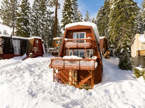 Exterior - Chickadee by AvantStay | Modern A-Frame Cabin (Tahoe City)