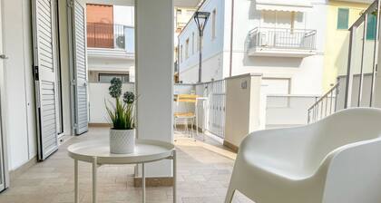 Caravelle - Nina - Three-room apartment on the mezzanine floor a stone's throw from the sea