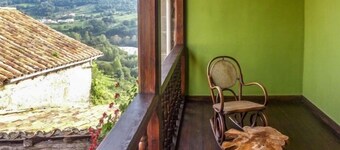Casa Vely - country house in Abandames (Peñamellera Baja)