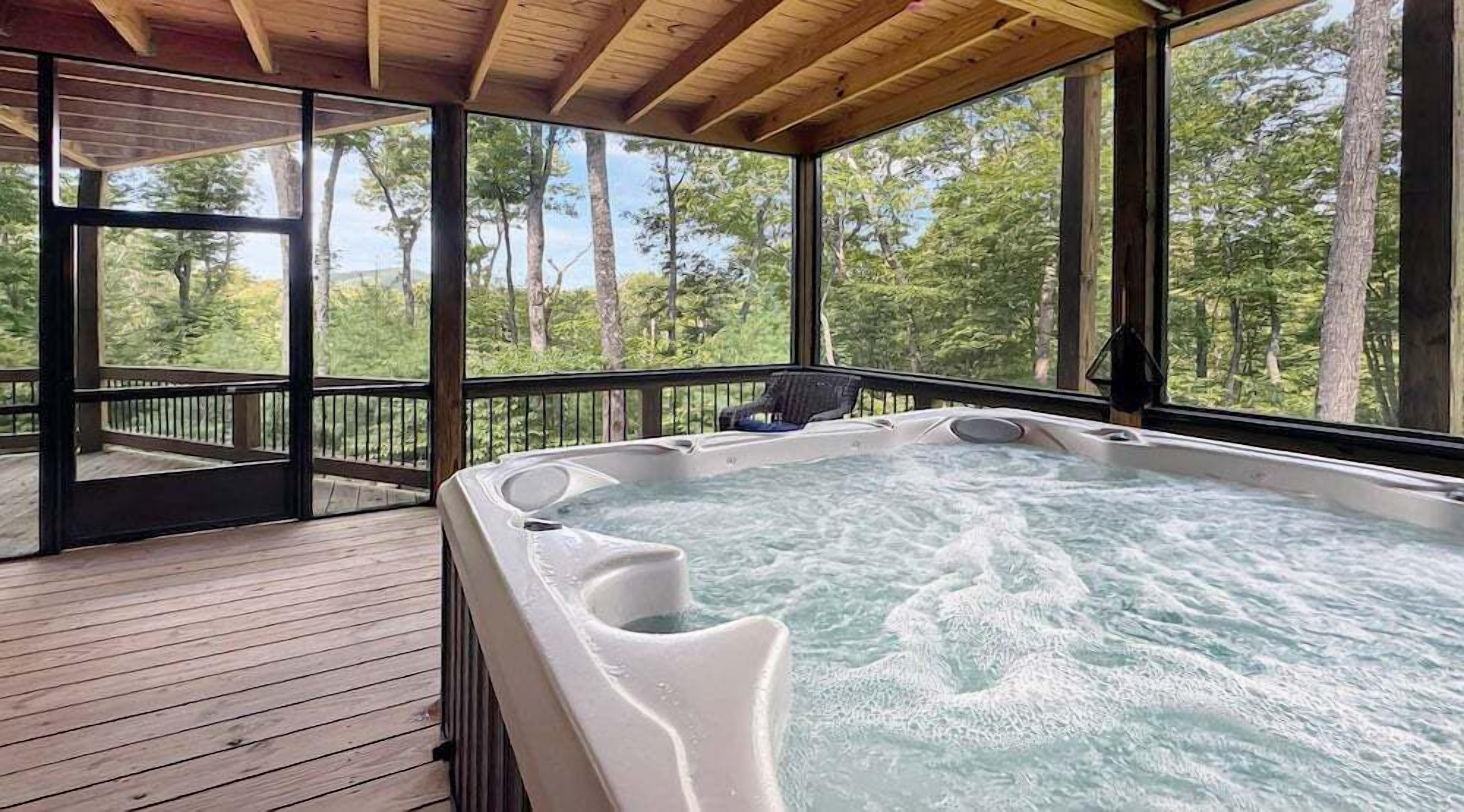 室內 SPA 浴池