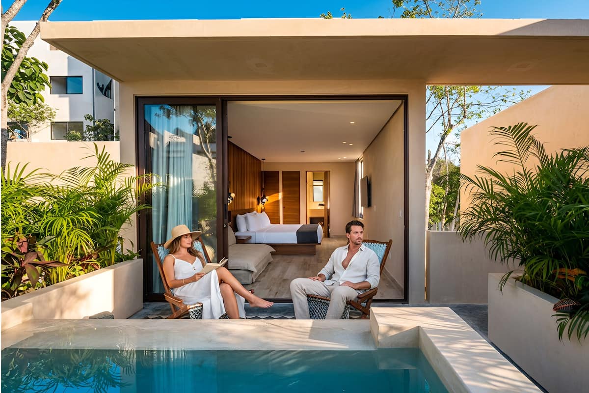 Deluxe Double Room with Mini Pool