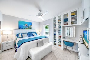 2 bedrooms, desk, iron/ironing board, travel cot