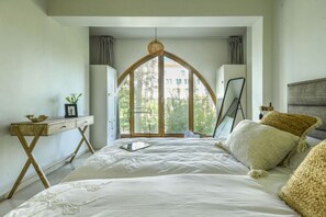 3 bedrooms, iron/ironing board