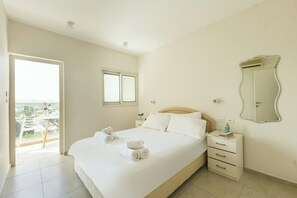 Unclassified image, 3 of 18, button - Charming 1BR Apt with Sea Breeze & Stunning Views (Herzliya)