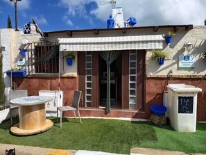 Outdoor dining - House Amelie with garden and swimming pool (Conil)