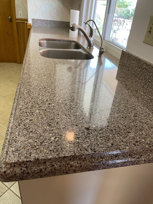 Interior - 5 star resort pool,jet tub, out Drshower,barbeque,fire pit,tv’s,amazing backyard (Sun City)