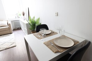 Living area - 2ndhomes Bright 1BR Home in Kamppi (Helsinki)