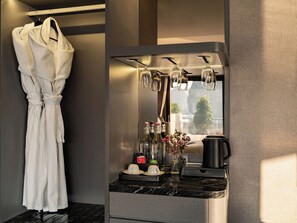 Minibar - M'Gloria Cruise (Ha Long)