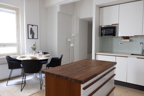 Premium-huoneisto | Ruokailu omassa huoneessa