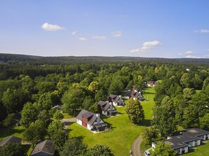 Resort view - 4-persoons Bungalow (Kell am See)