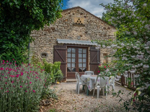 Gîte de plain-pied avec grand jardin