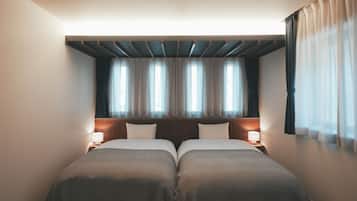 Habitación superior con 2 camas individuales | Ropa de cama de alta calidad, edredón y decoración personalizada